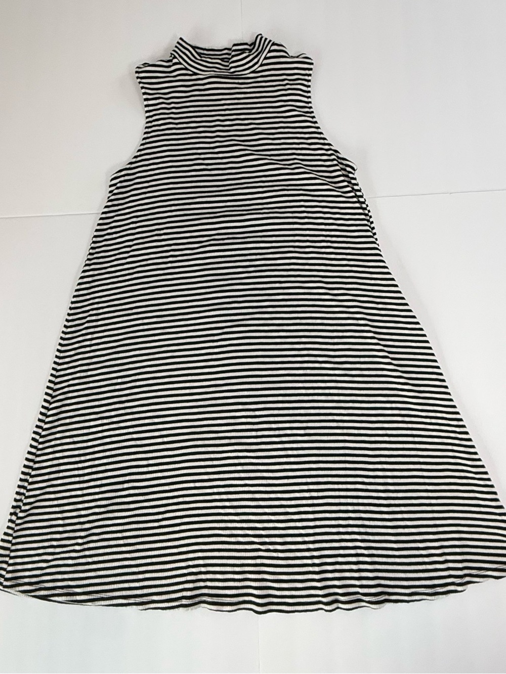 Ava & Viv Black and White Striped Sleeveless Mock Neck Midi Dress 1X